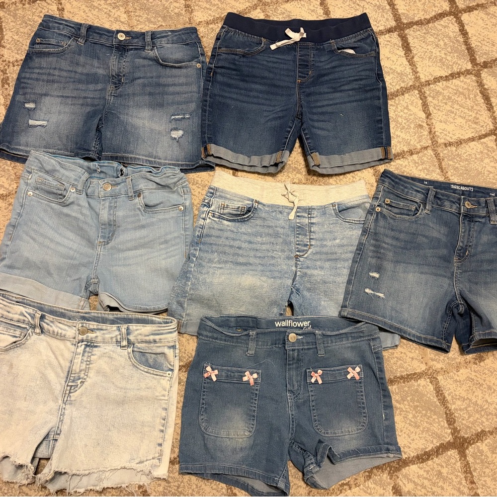 Lot of 7 Pairs of Girls Shorts Size 14/16